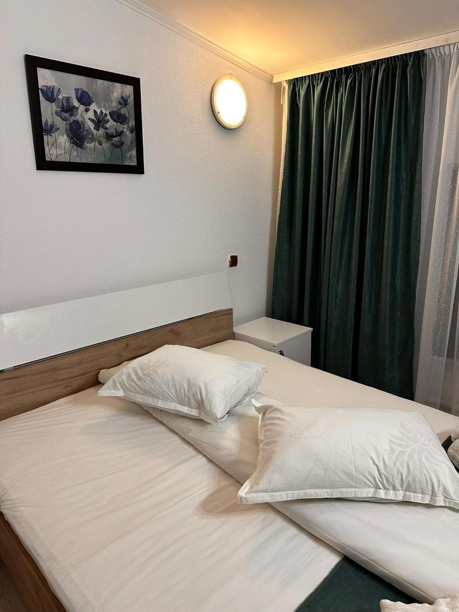 Hotel Green House Craiova Exterior foto